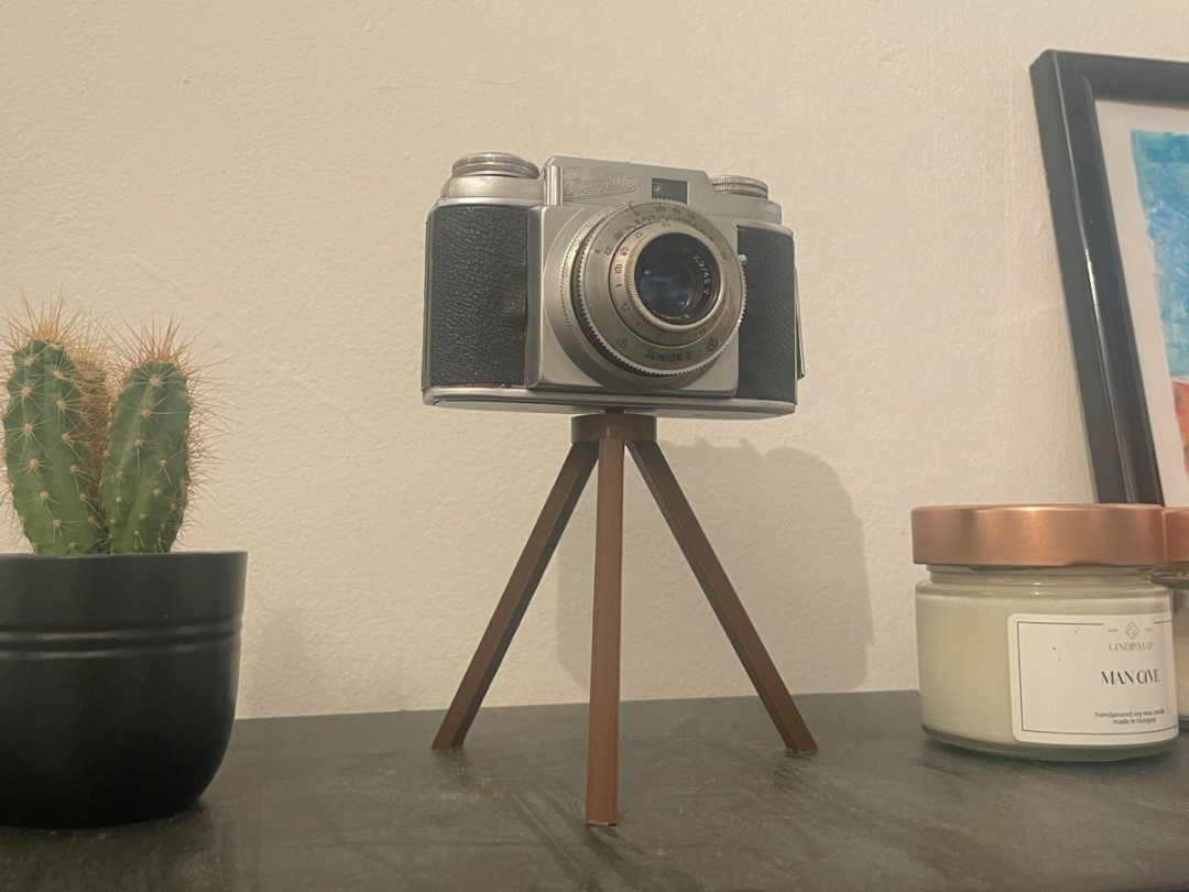 Camera DSLR stand display 1/4-20 UNC