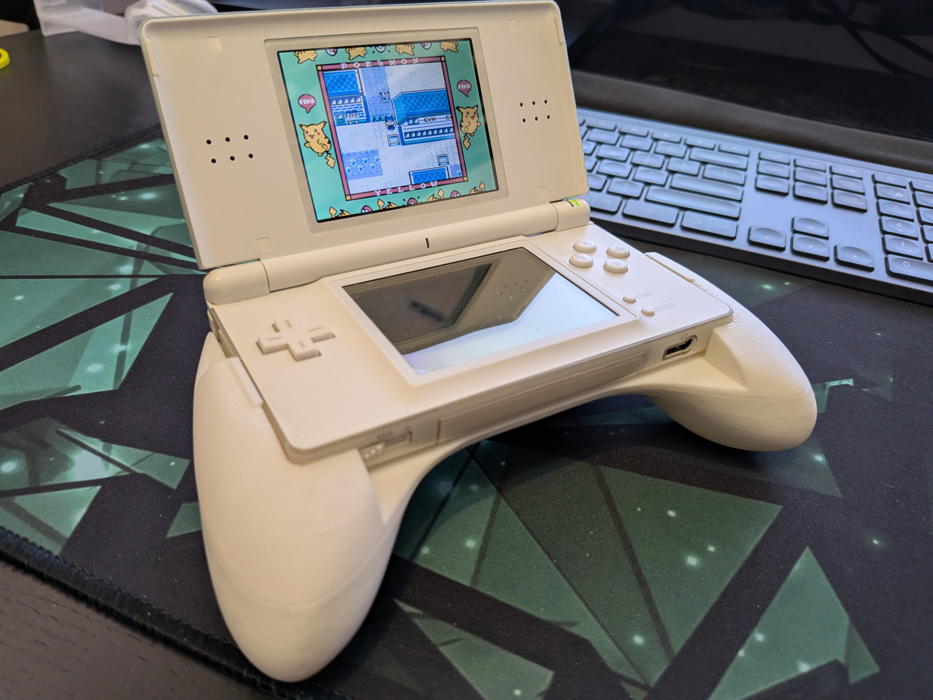 Nintendo DS Lite Ergonomic Grip Remix