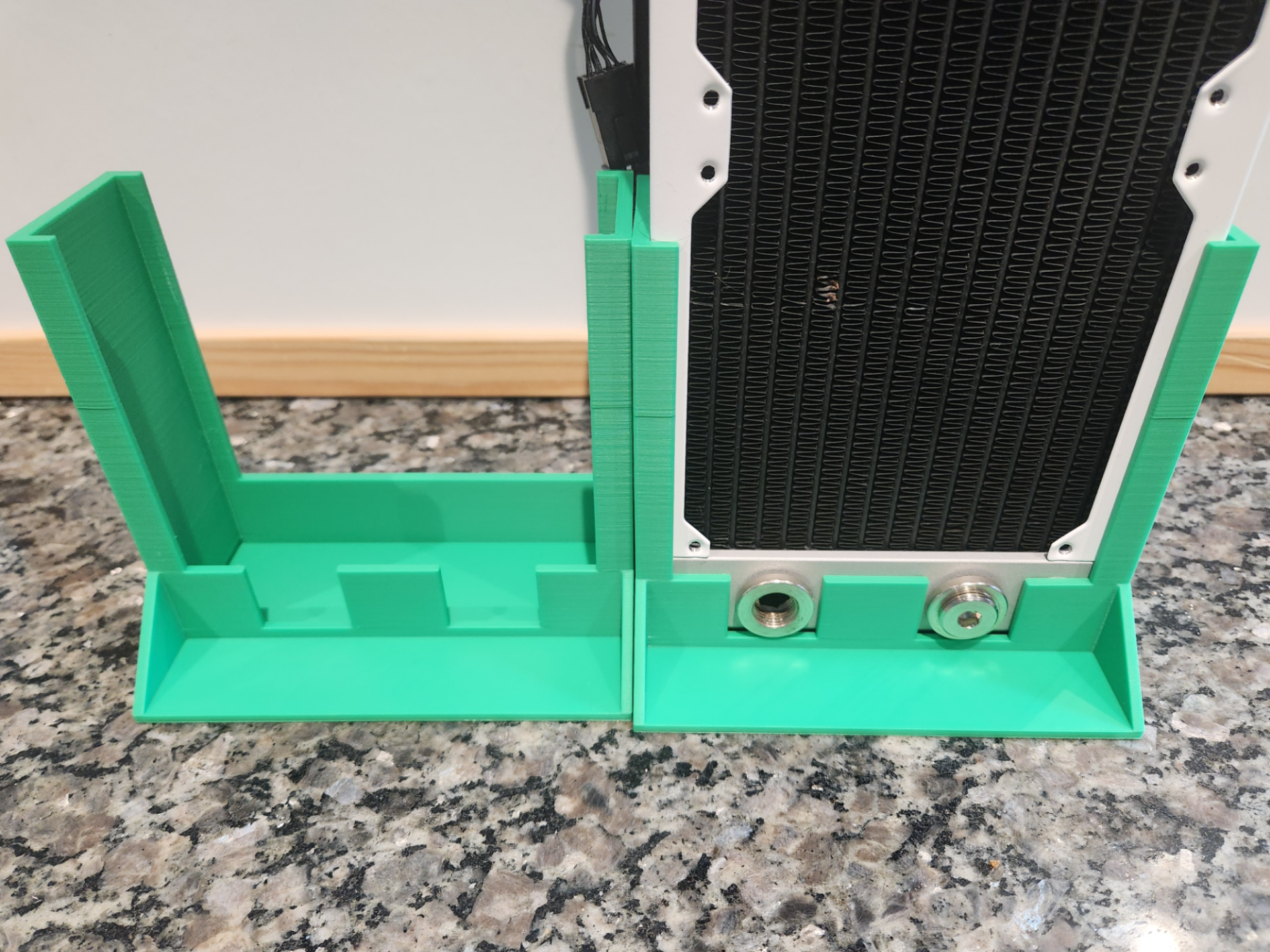 EK-Quantum Surface P480M Radiator Stand