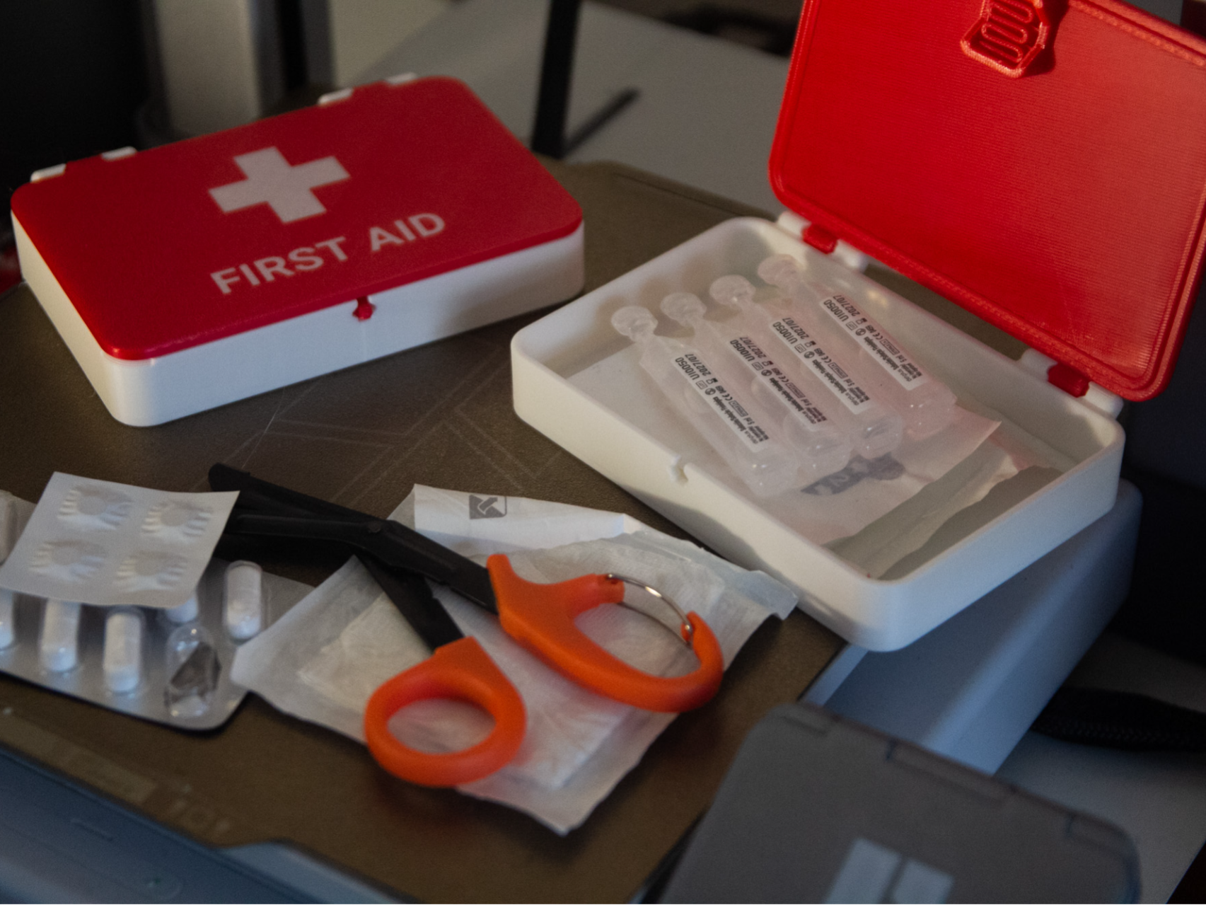 Mini FIRST AID Box
