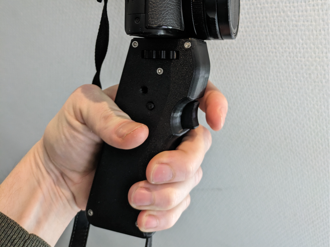 Trigger for camera remote RMT-P1BTA