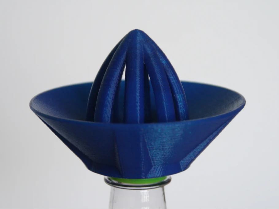 Screw-on Citrus Juicer (for bottles)