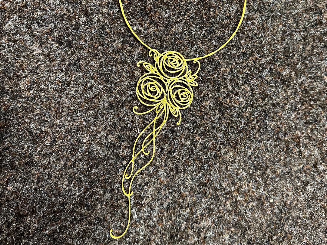 ROSE NECKLACE