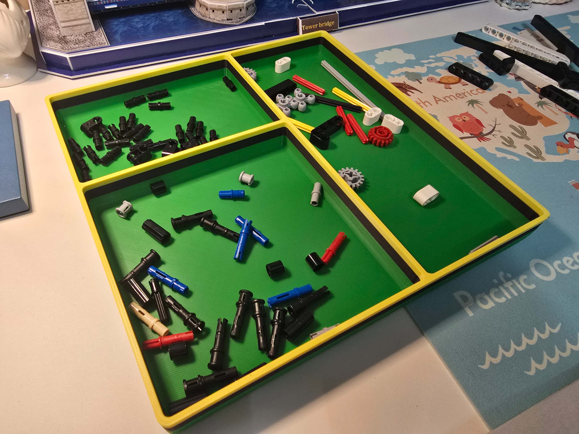 LEGOassembly Organizer- Minimalist Design