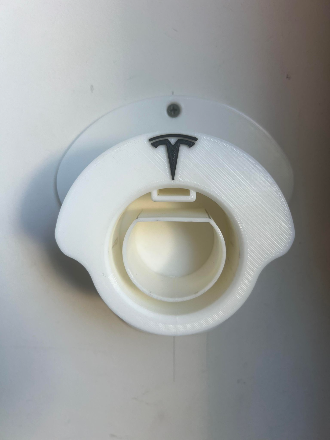 Tesla type 2 wall mount