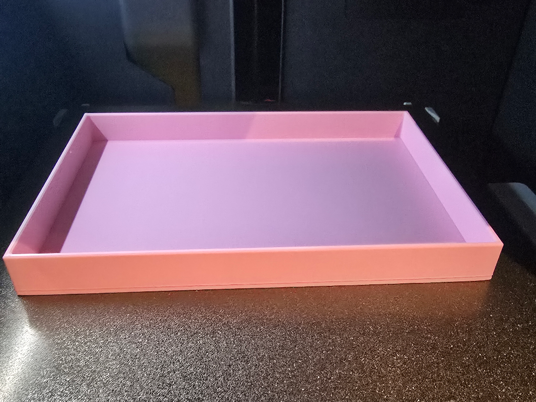 Basic Tray with Ironed Surface and Rounded Edges