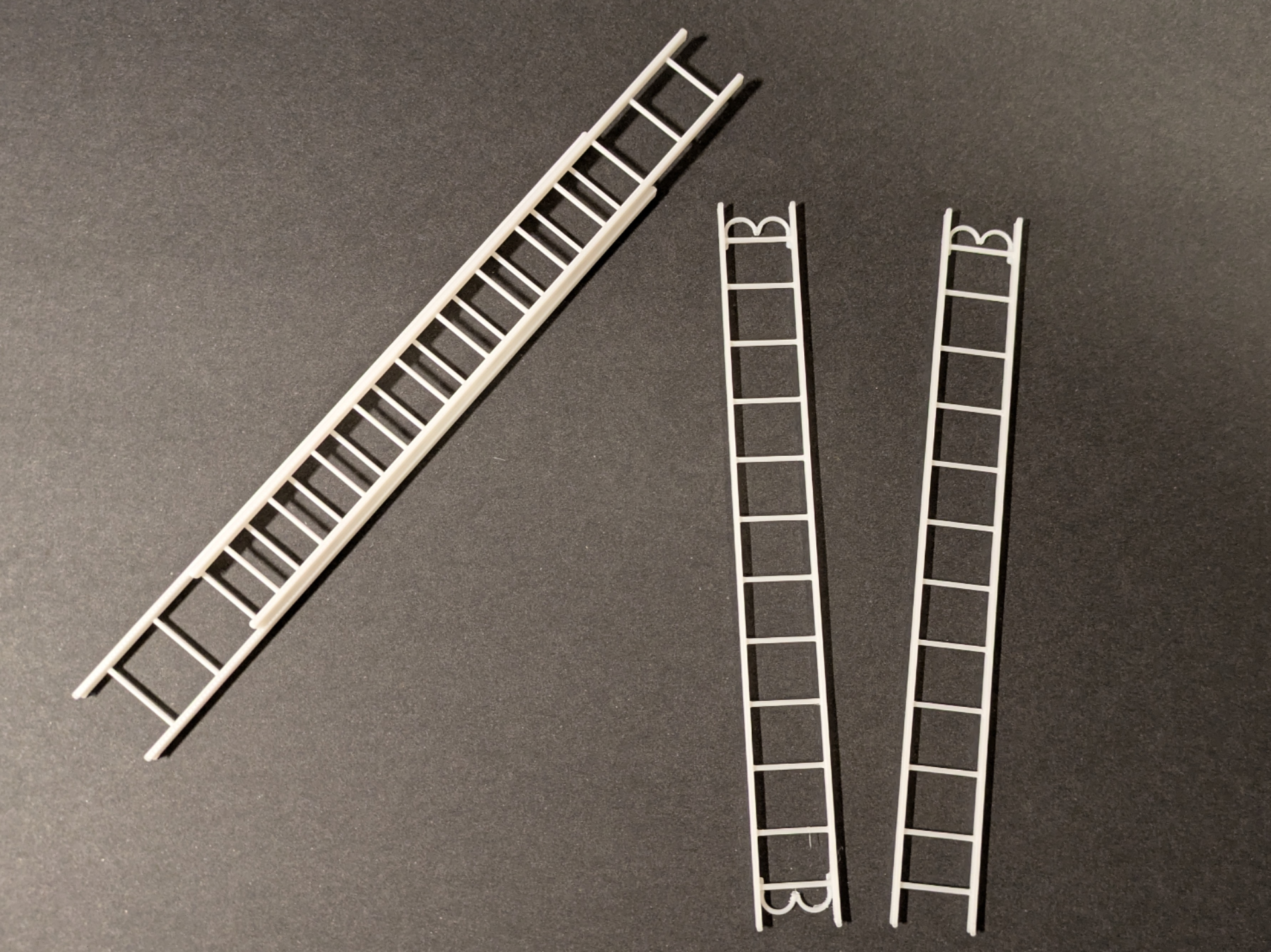 Ground ladders for fire trucks (1/25 scale)