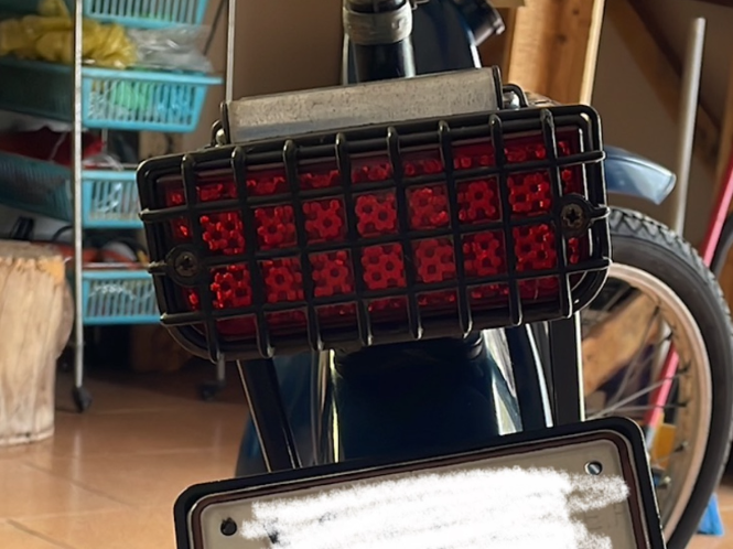 Griglia faro posteriore piaggio ciao