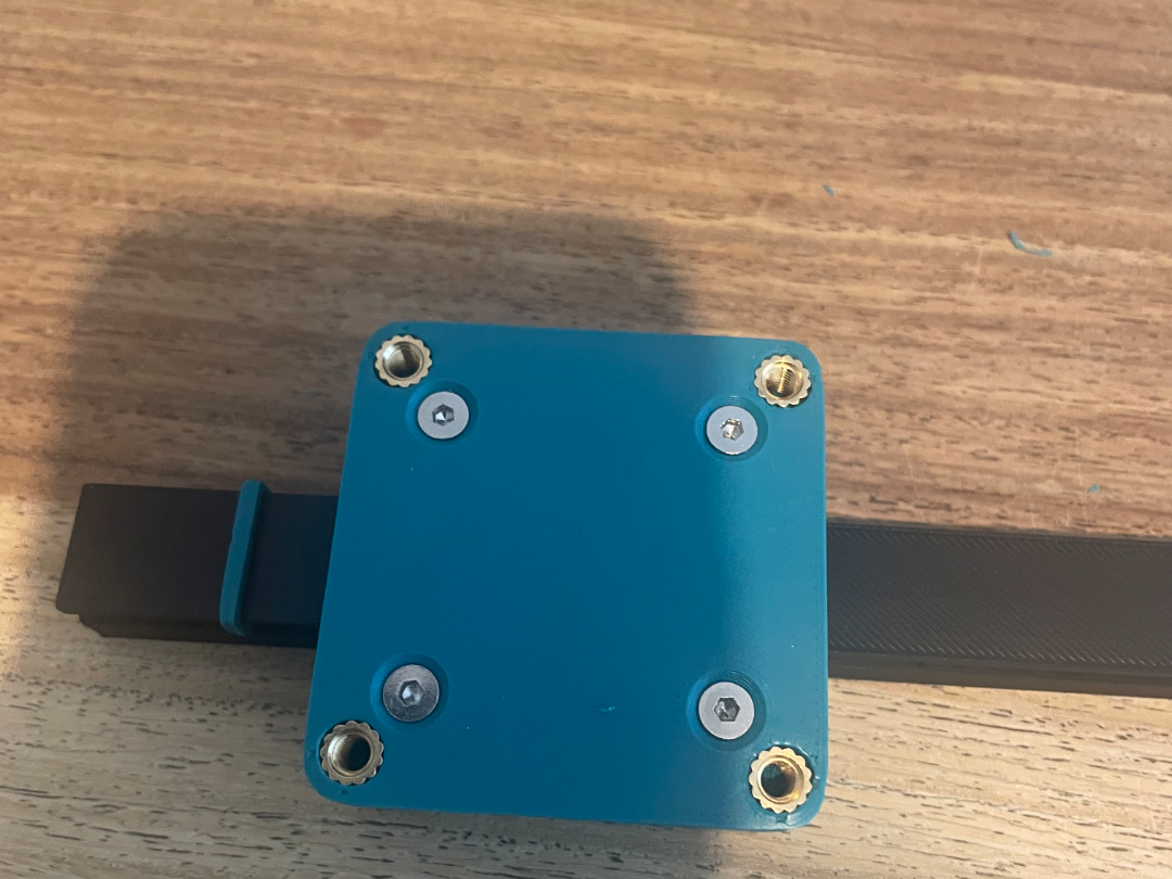 Linear bearing rail