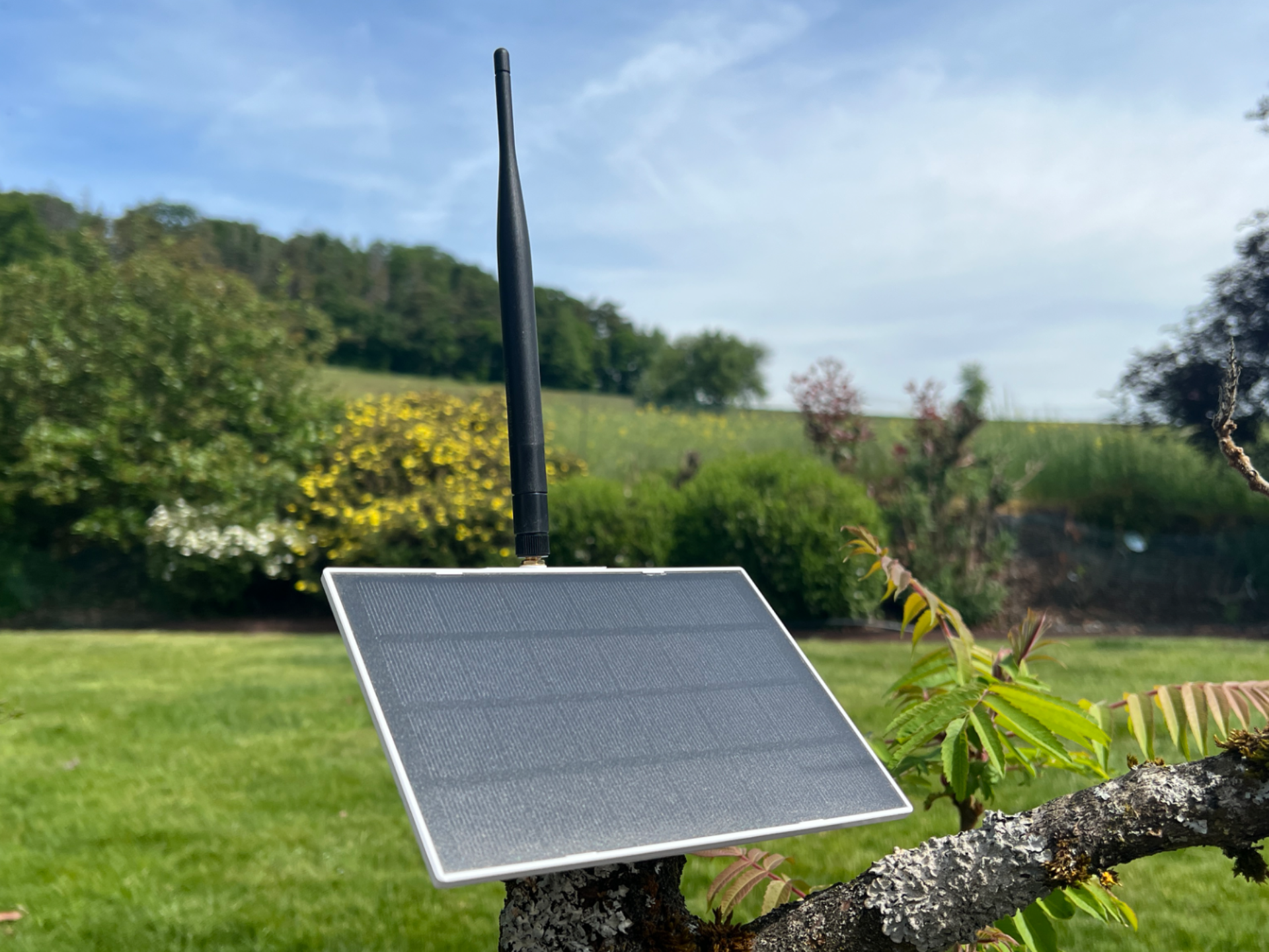 Kleiner MeshCore / Meshtastic Solar Repeater (#1)