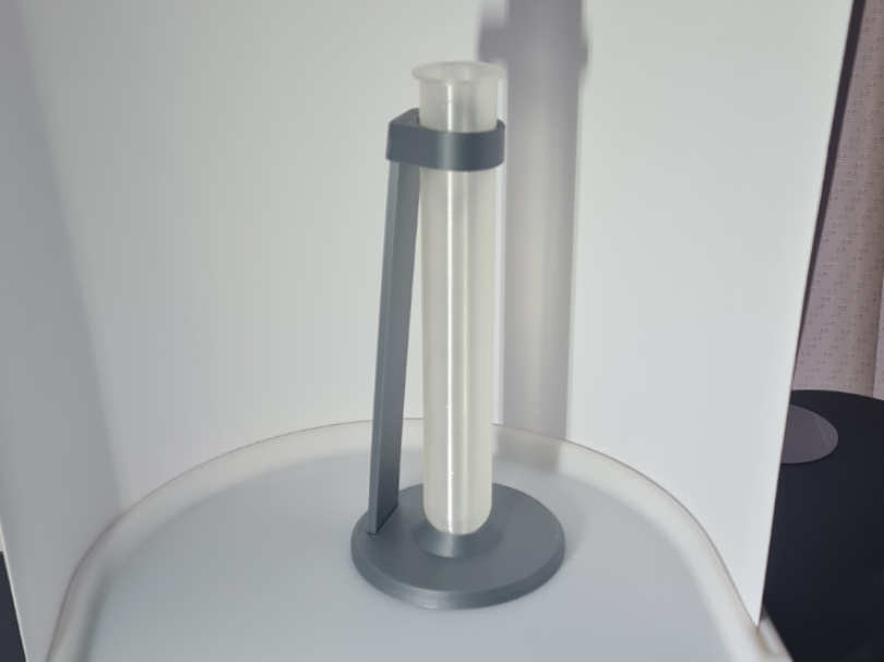 Vase mit gedrucktem Reagenzglas