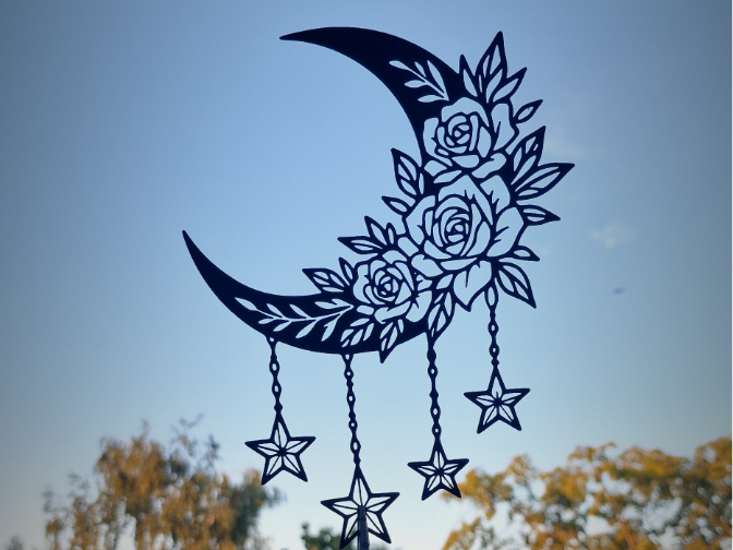 A delicate union of moon and flowers