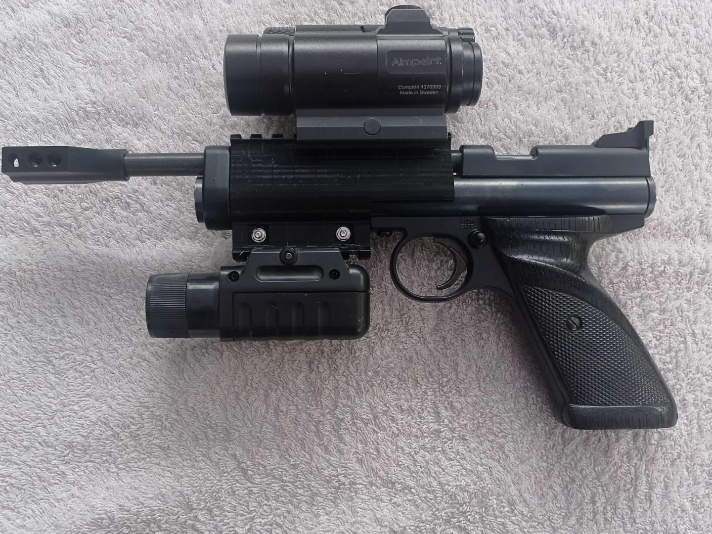 Crosman 2240 Picatinny 22mm rail