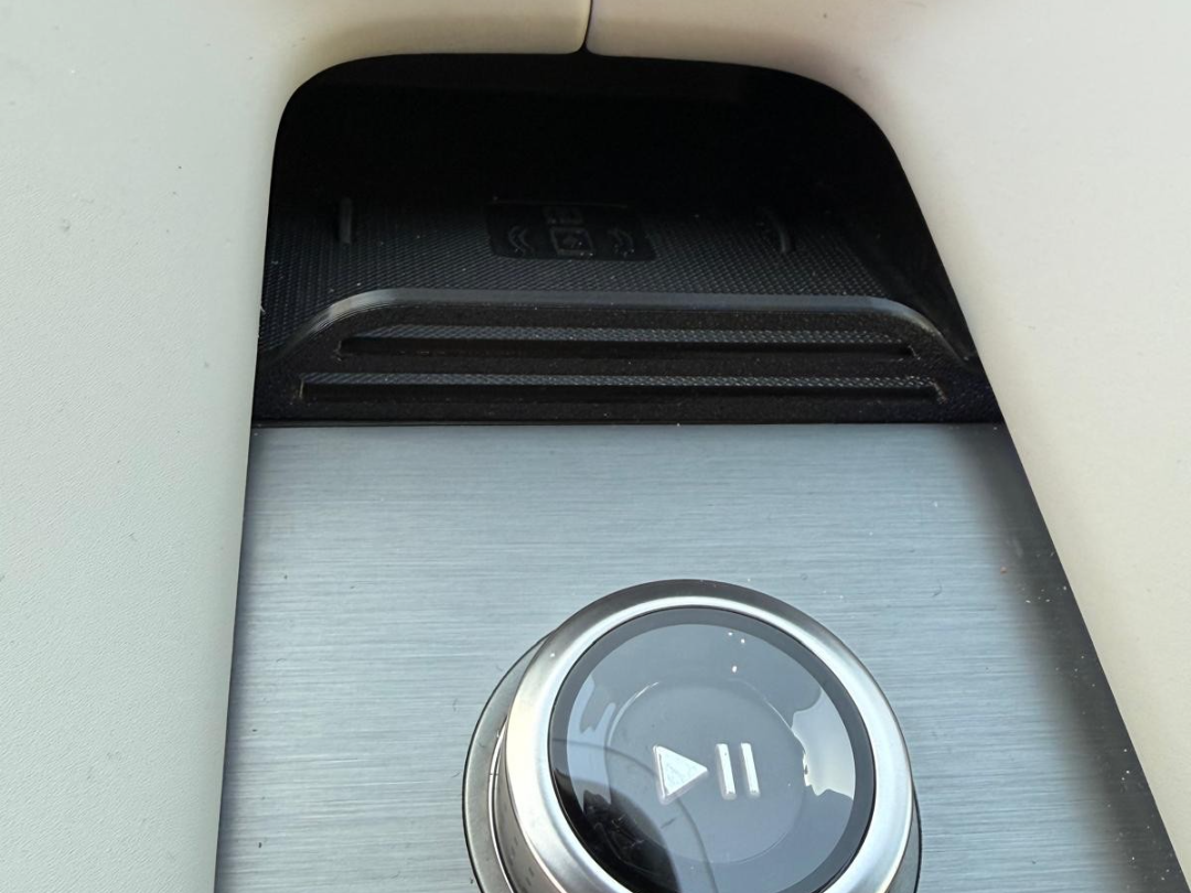 Paratia Polestar 4