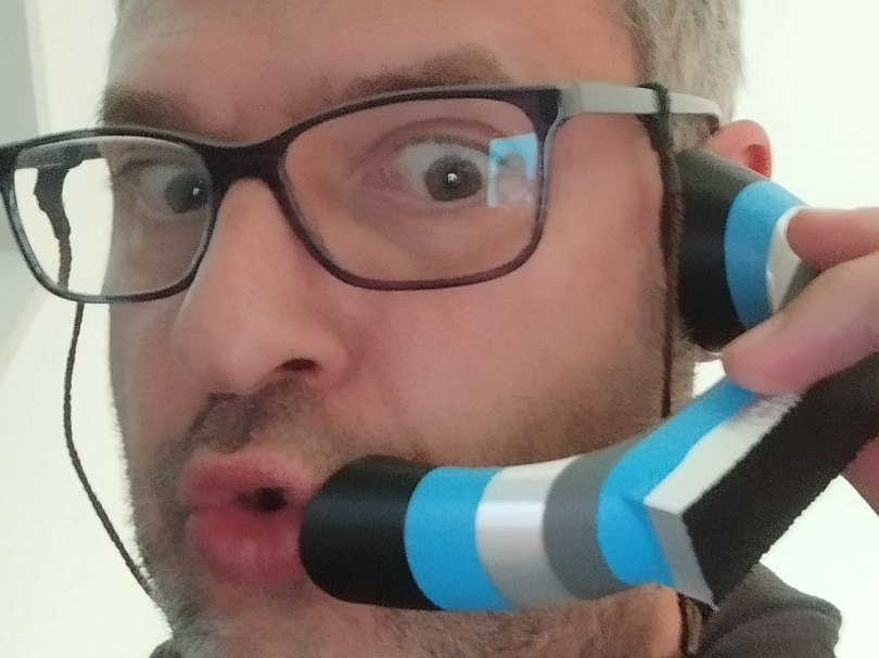 Chuchoteur pour école