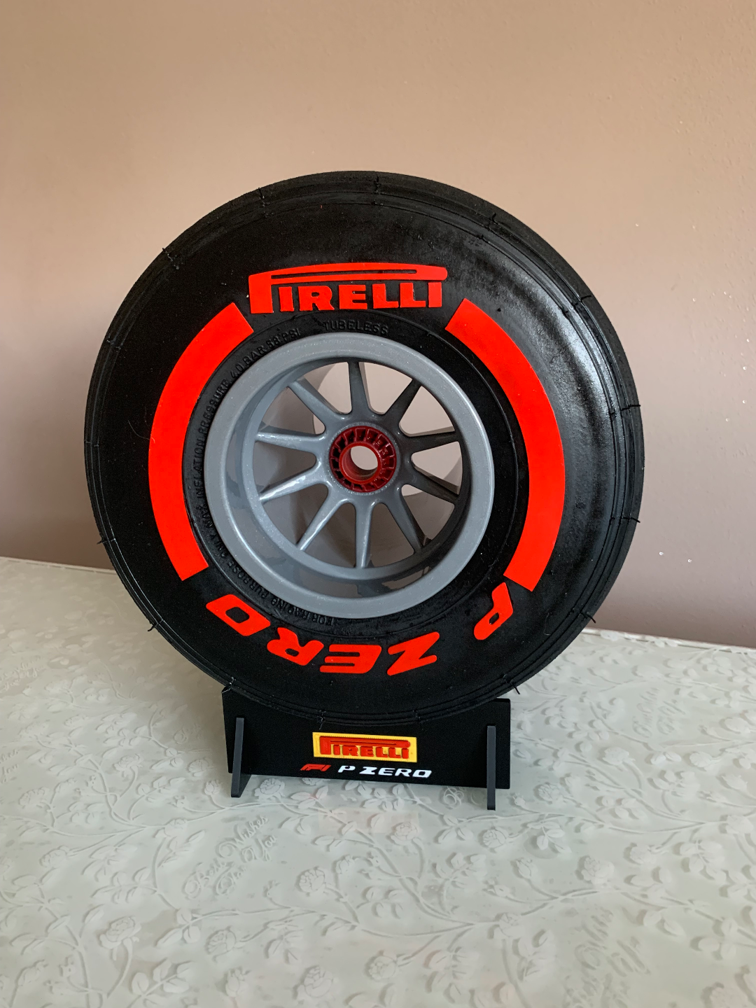 F1 Pirelli Pole Position Tyre Trophy