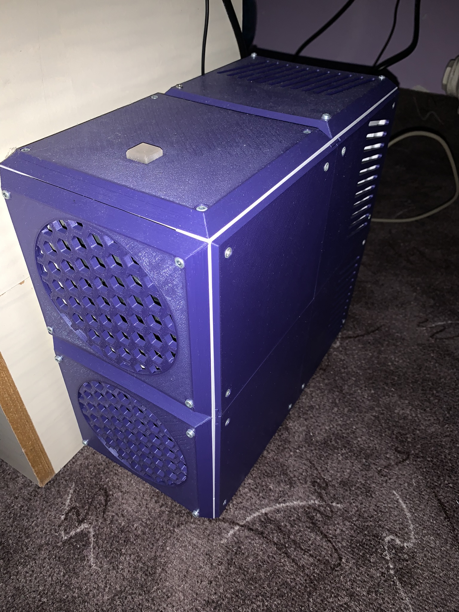 COMPLETELY 3D PRINTED 11L MATX CASE -SFX PSU