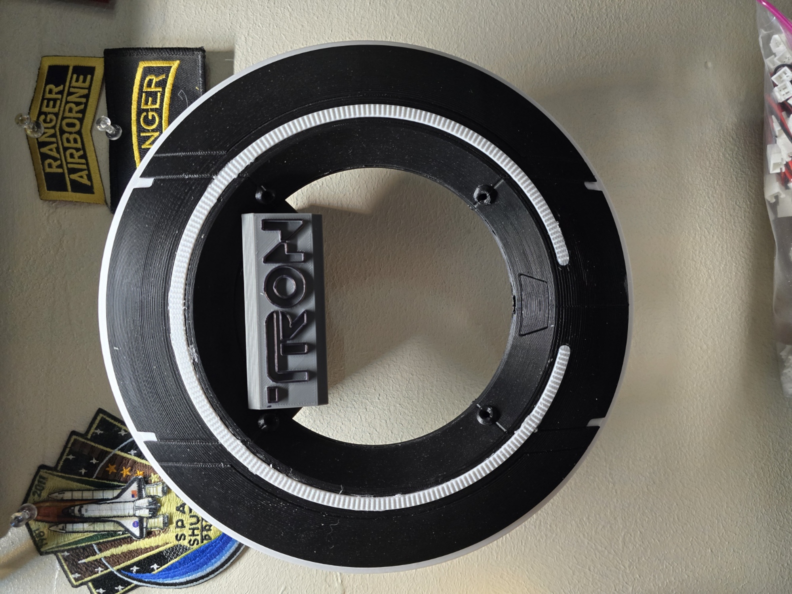 Tron Identity Disc Wall Mount – The Grid Display