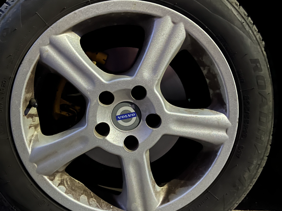 Volvo 61mm wheel cap
