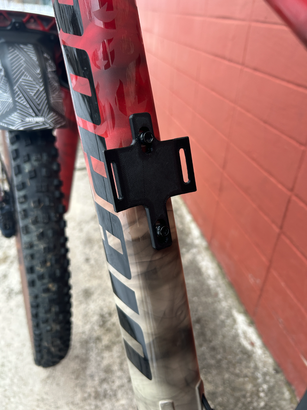 Bicycle tube holder