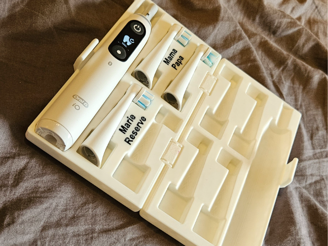 Oral B IO Reiseaufbewahrung 4 Personen