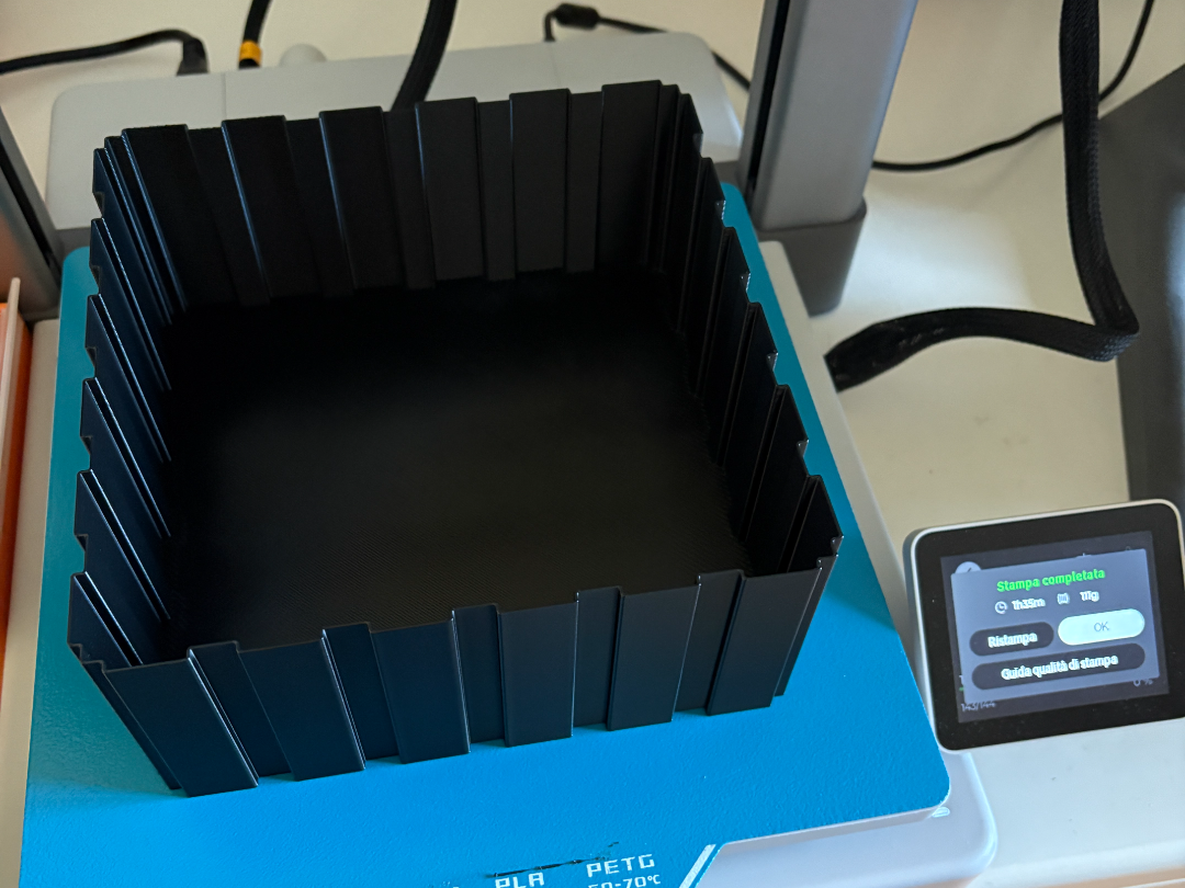 Spyral-mode parametric box