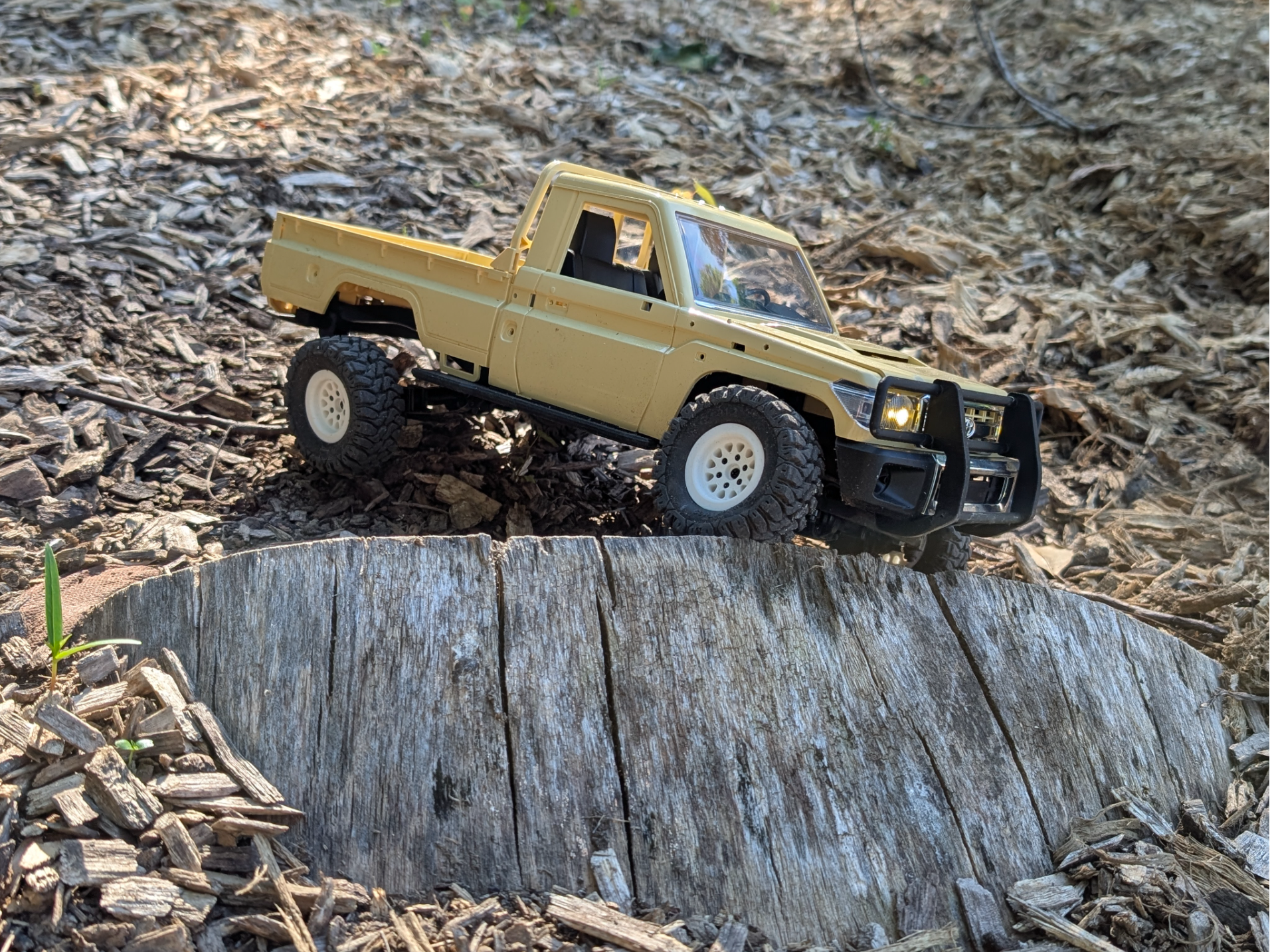 MN82 1.3 Beadlock Wheels