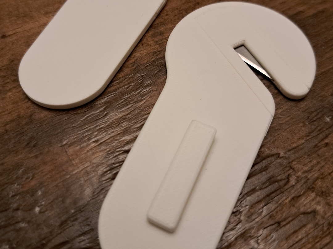 Milk Bag Cutter
