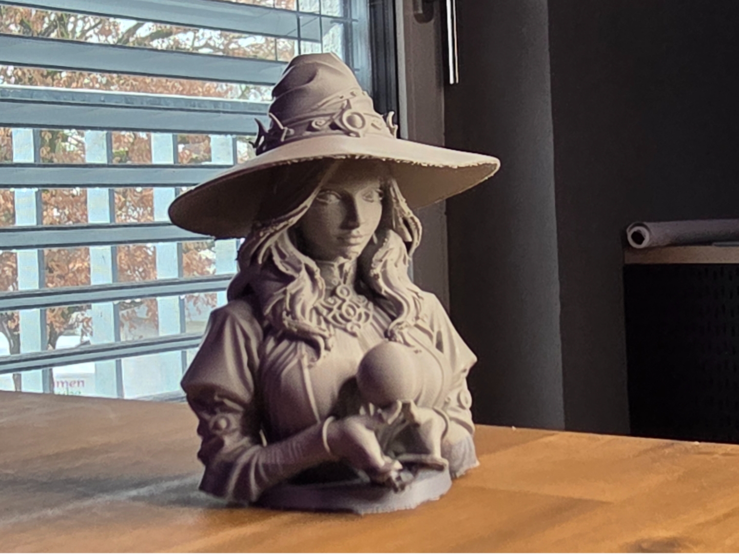 Mytic Witch with Orb