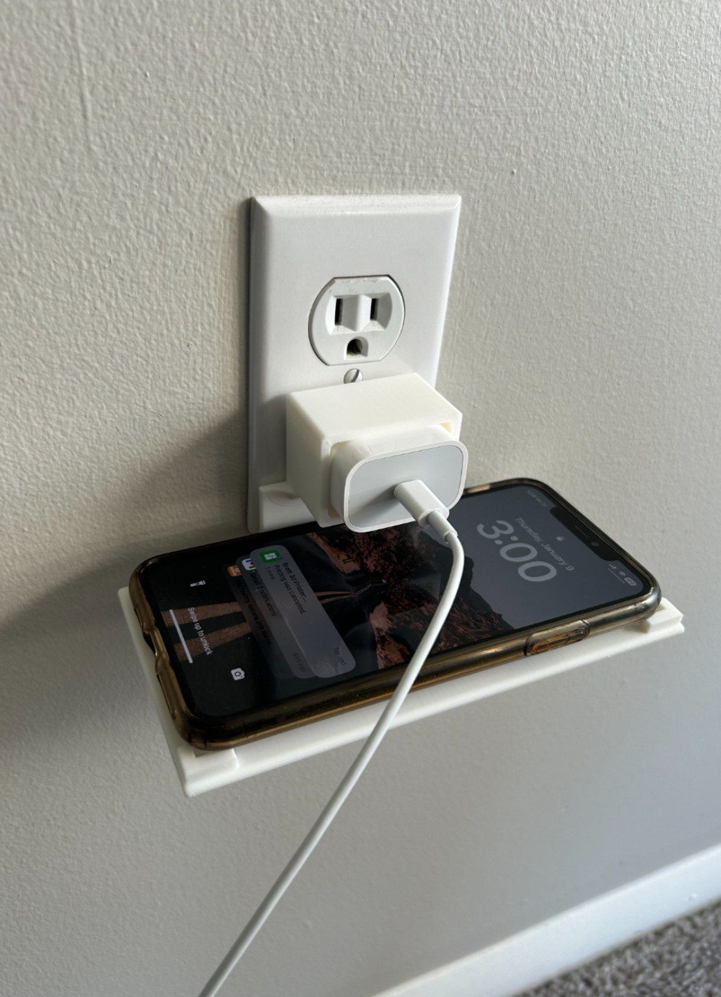 iPhone outlet shelf