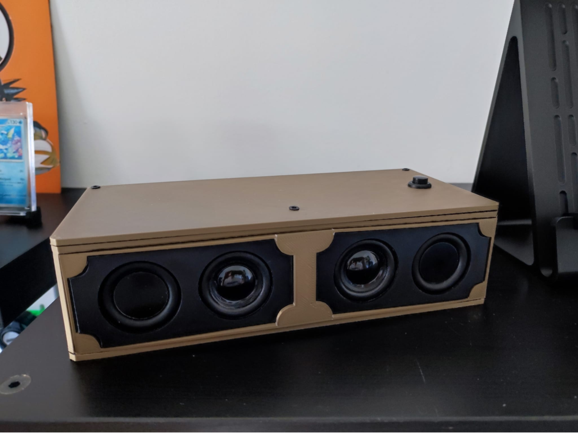 Compact Dual-18650 Bluetooth Speaker Enclosure