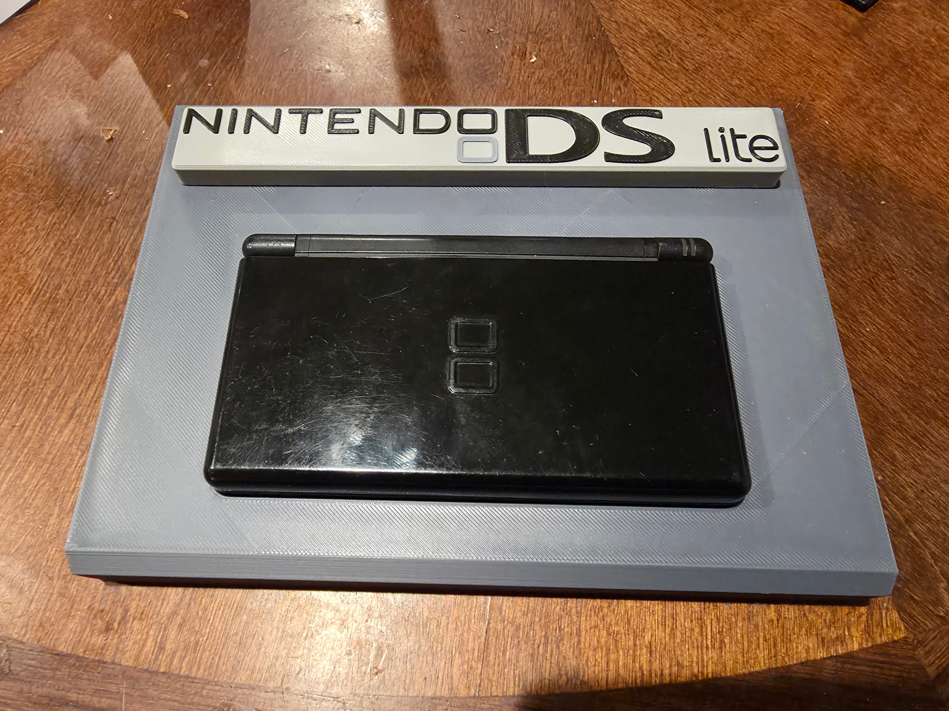Nintendo DS Lite Wall Mount
