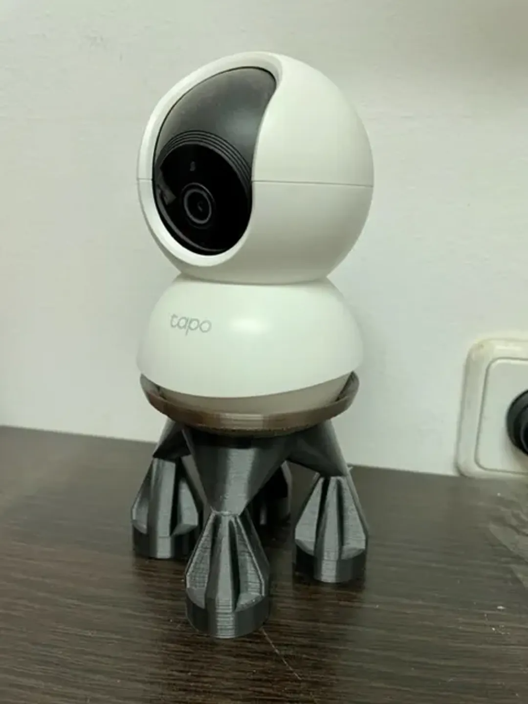 Tapo C200 Stand