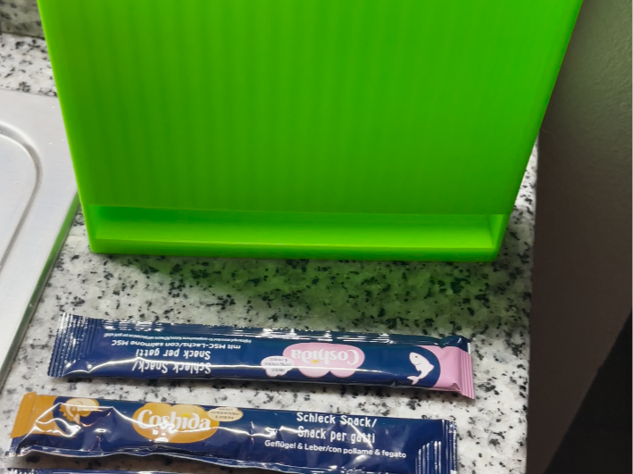 Dispenser cibo Gatti
