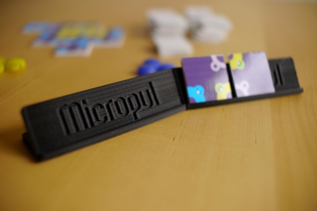 Game tile holder