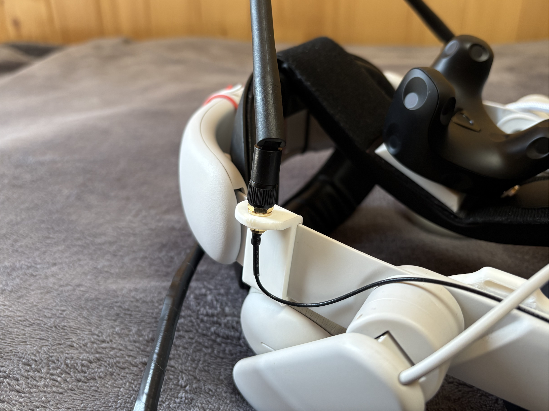 Quest Antenna Mount for EyeTrackVR, Project Babble