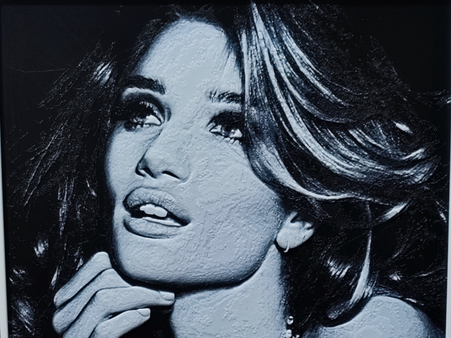 Rosie Huntington Whiteley HueForge 4 Color