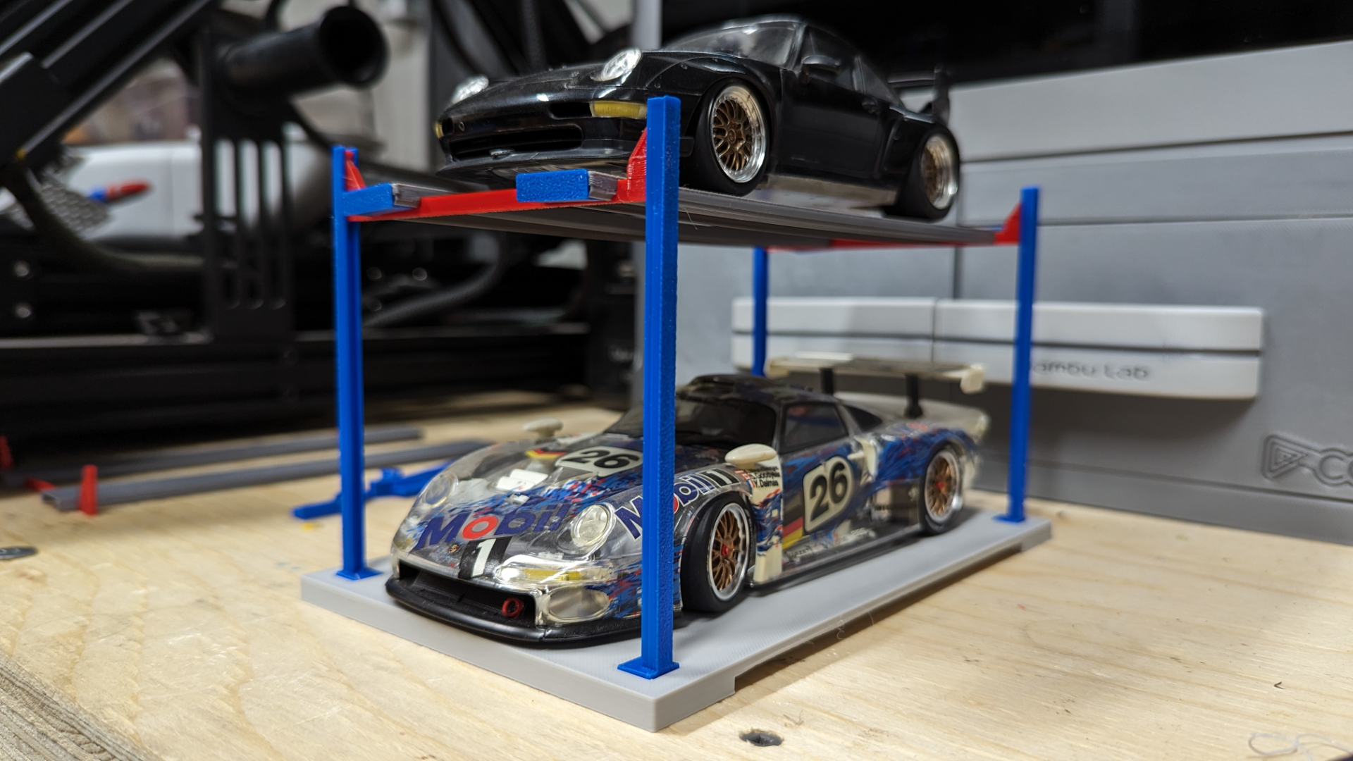 4 Post Car Lift 1/24 Scale for Model Cars