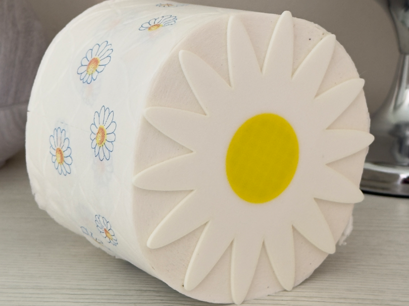 Margherita fiore per carta igienica