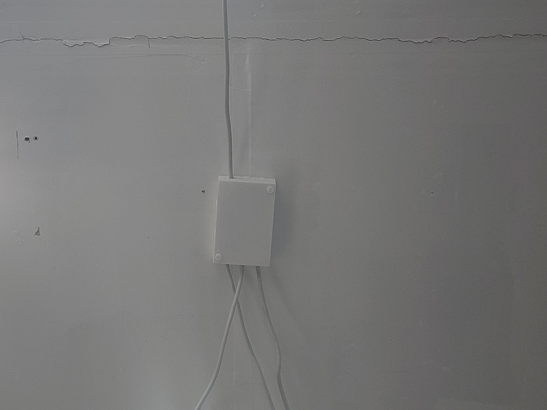 Overhead Light Cable Storage