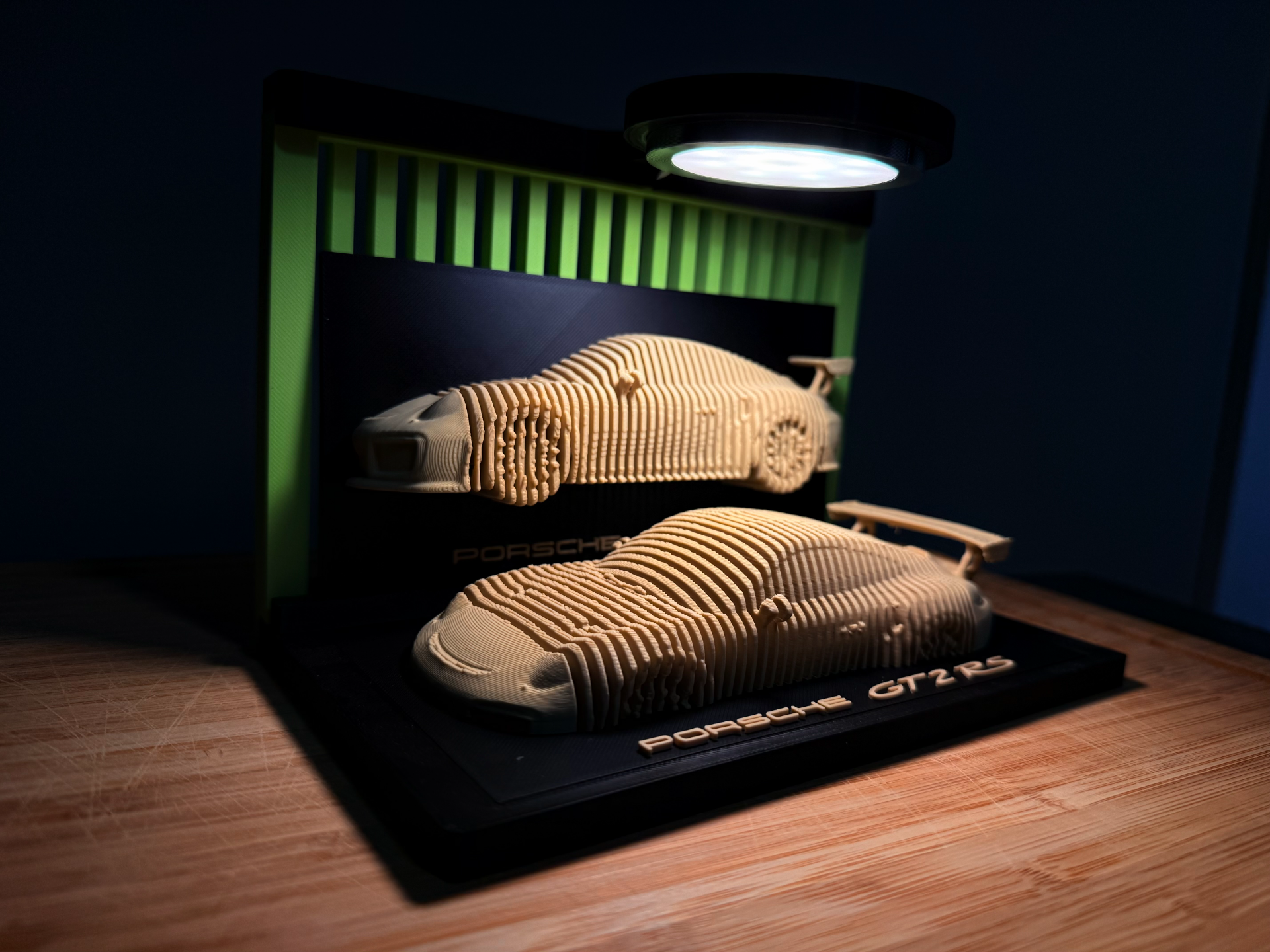 Porsche 911 GT2 RS (991.2) — Layered Car model