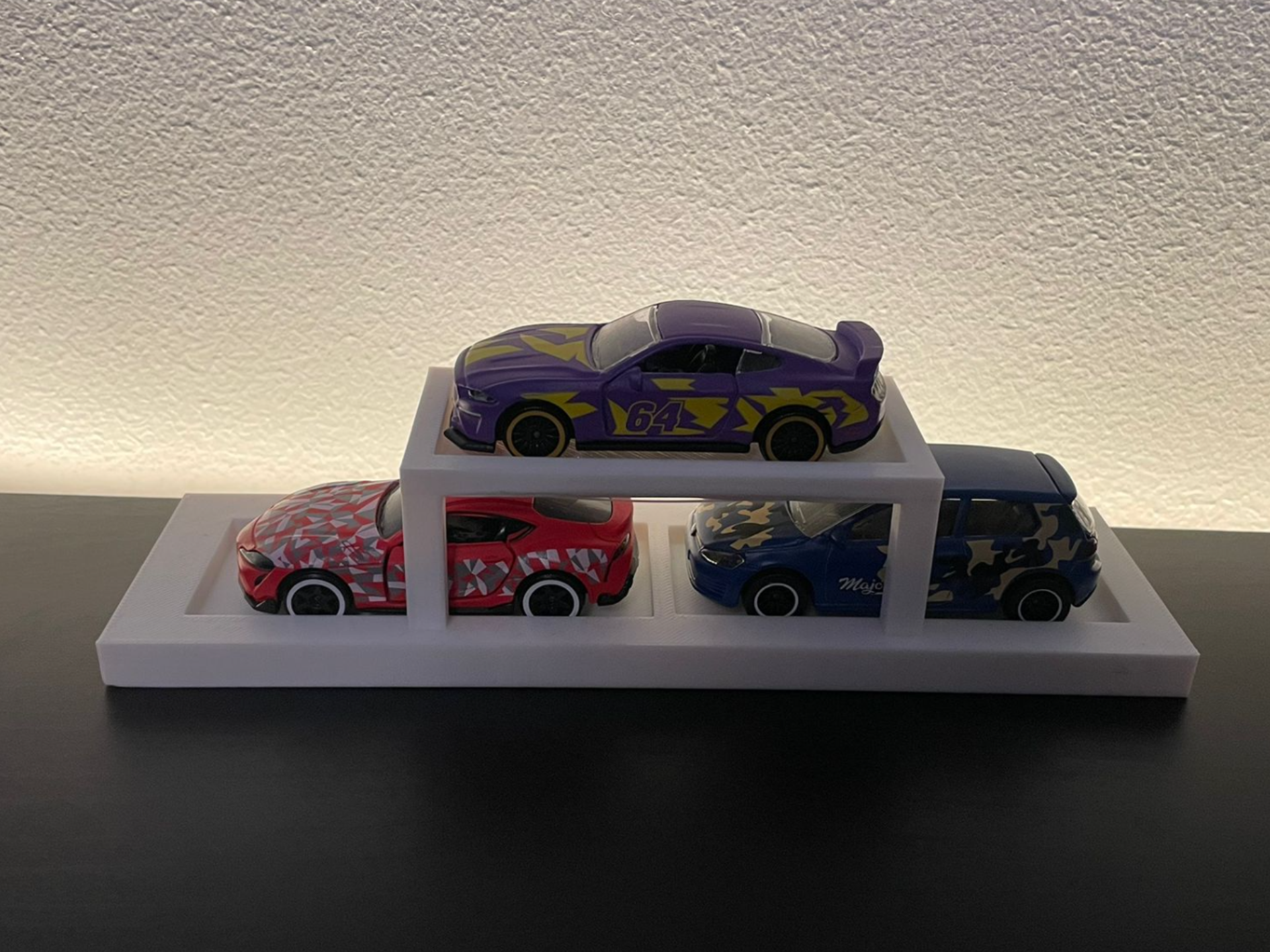 Hot Wheels Display/Stand For Three Cars