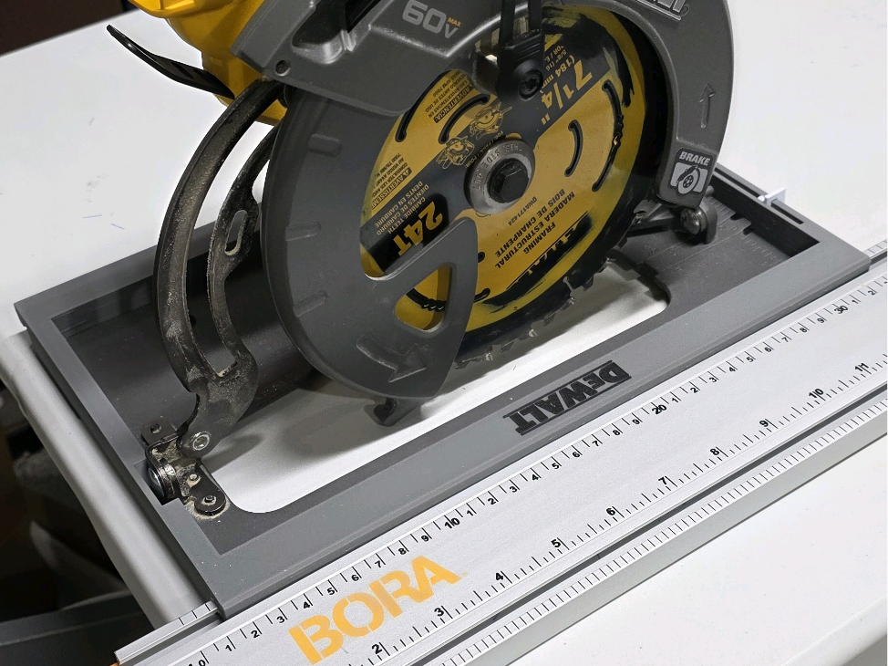 DeWalt DCS578 Shoe for Bora Guide