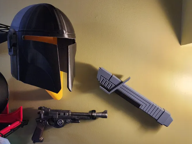 Darksaber wall mount