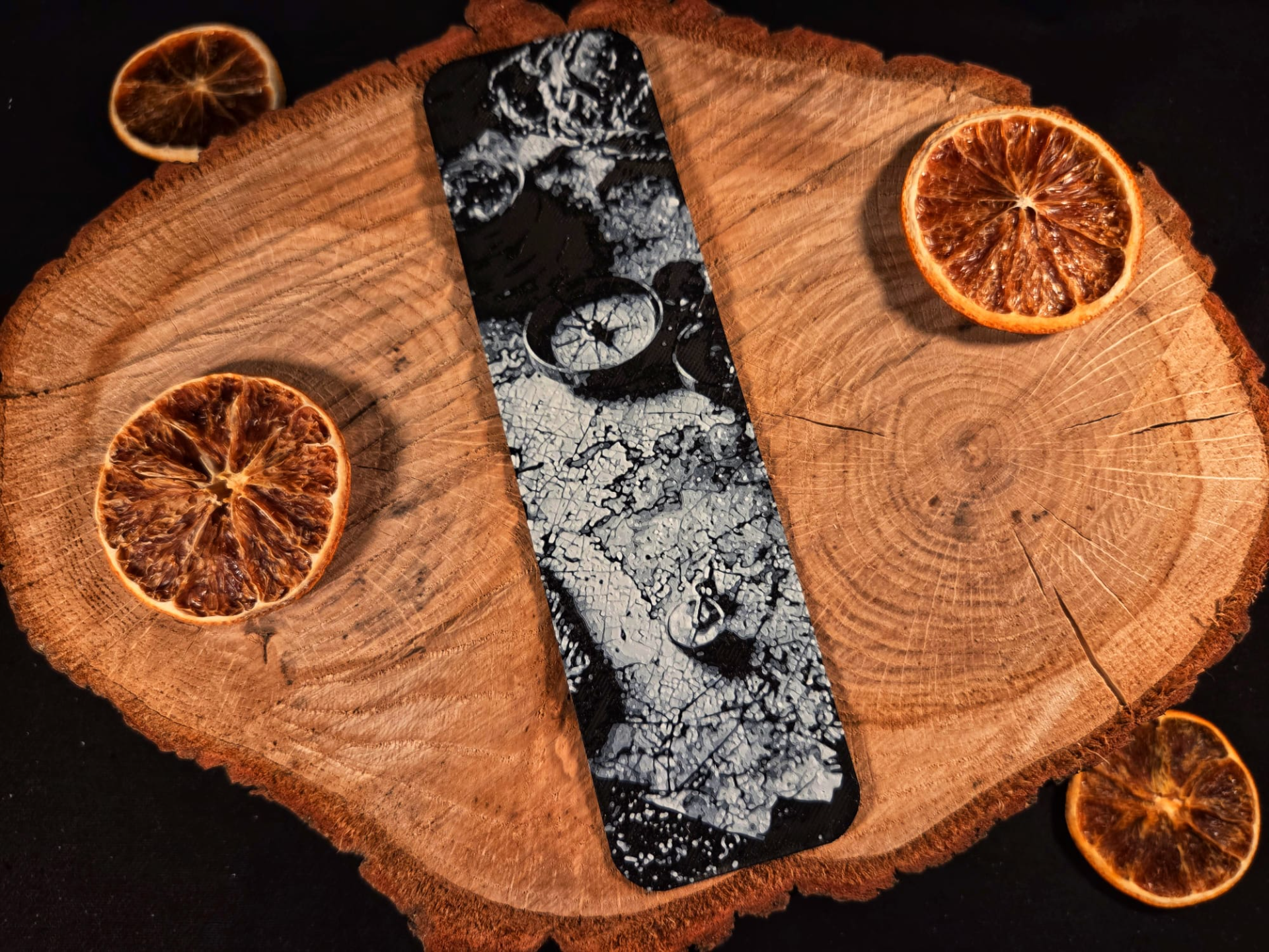 Lost Horizons bookmark
