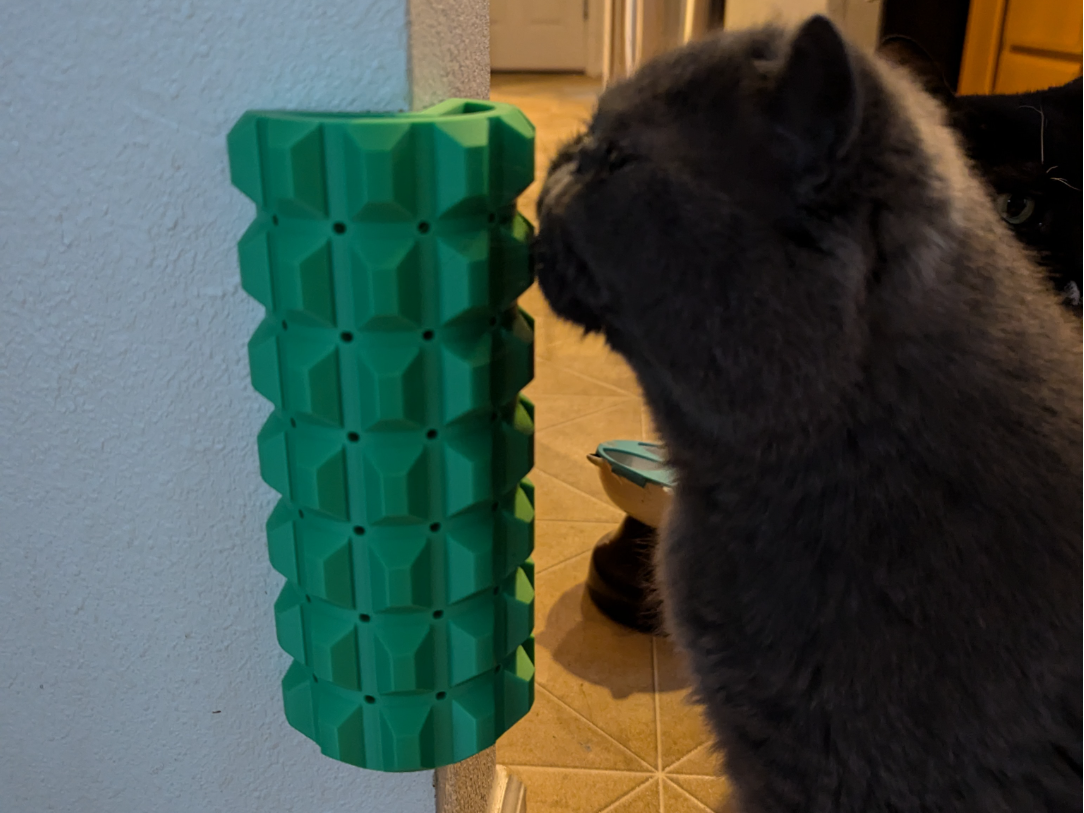 Cat Corner Rub Strip with Catnip Storage
