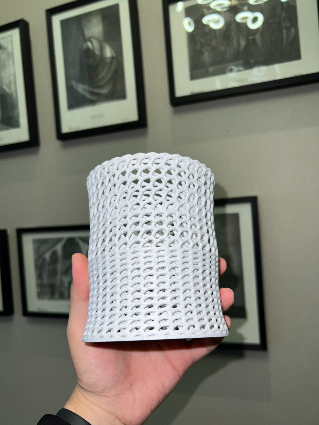 Special-shaped pencil holder