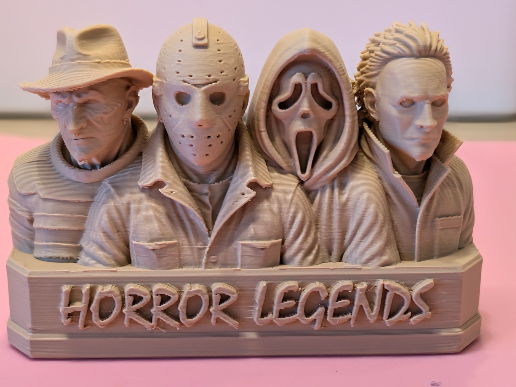 Horror Legends "Sand Sculpture"