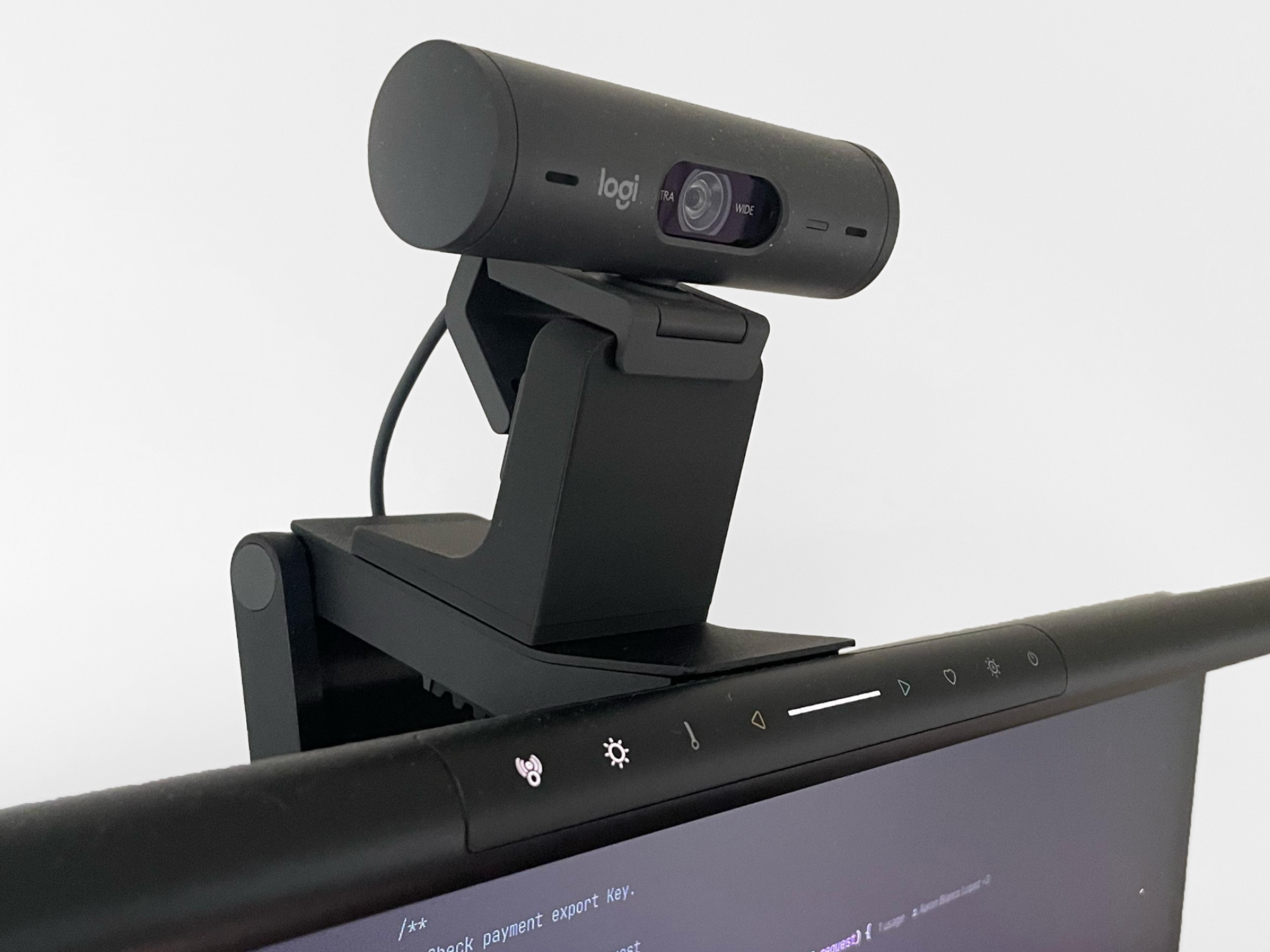 webcam accessory - lightbar adapter