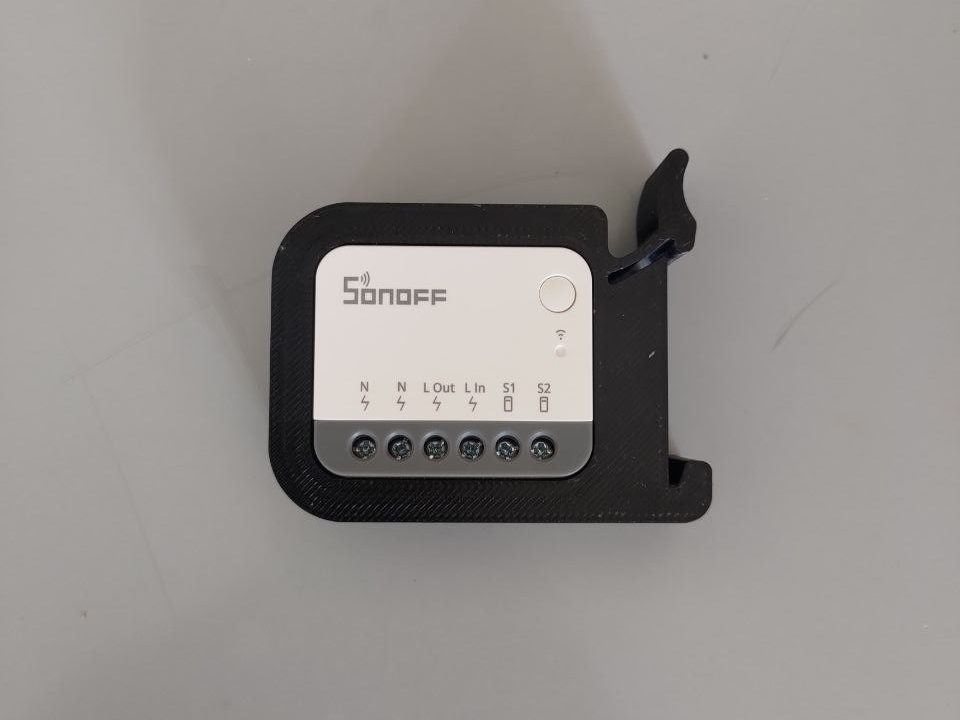 Sonoff Mini R4 DIN rail mounting (compact)